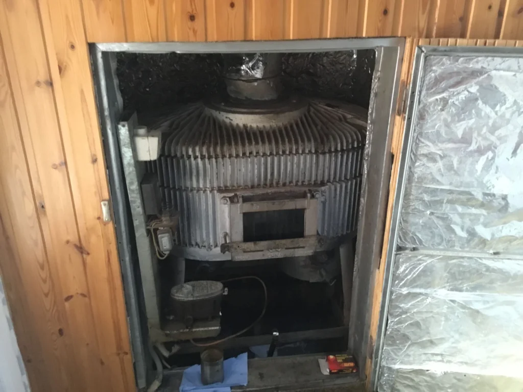 oude luchtverwarming kachel die vervangen moet worden door air filip